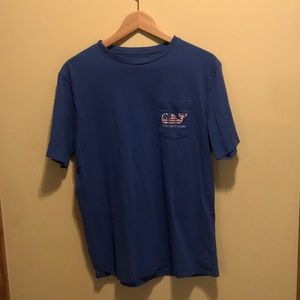 Blue vineyard vine shirt